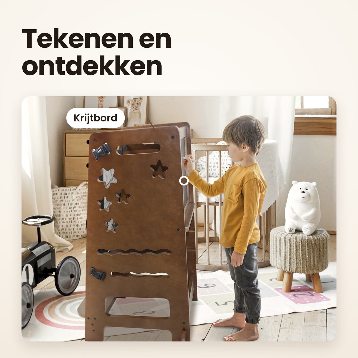 Tekenen en ontdekken: krijtbord aan de zijkant van de leertoren